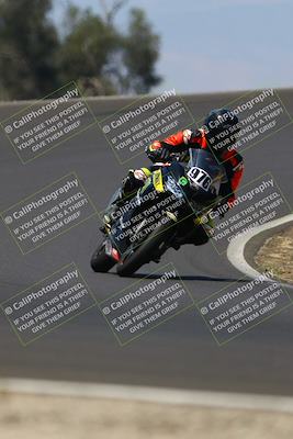 media/Jun-07-2025-TrackDaz (Sat) [[4413525952]]/C Group/1140am (Turn 2)/